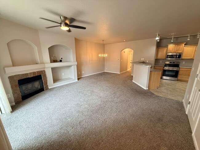 Foto del edificio - Updated 2-Bedroom Ground-Floor Condo in Mountain View Condos with Pool Access