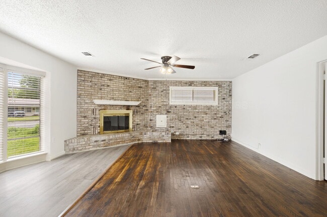Building Photo - 1512 N Highland Ave