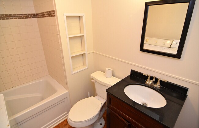 Foto del edificio - 751 Driftwood Drive