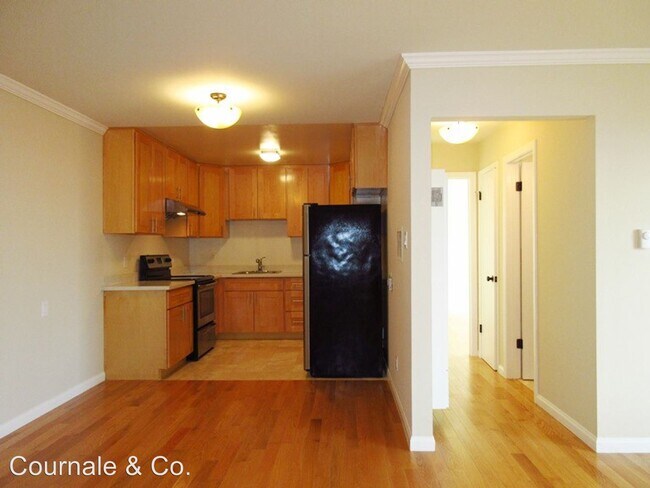 Building Photo - 425 39th Ave