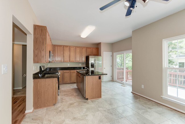 Main Level Kitchen - 6650 Patent Parish Ln
