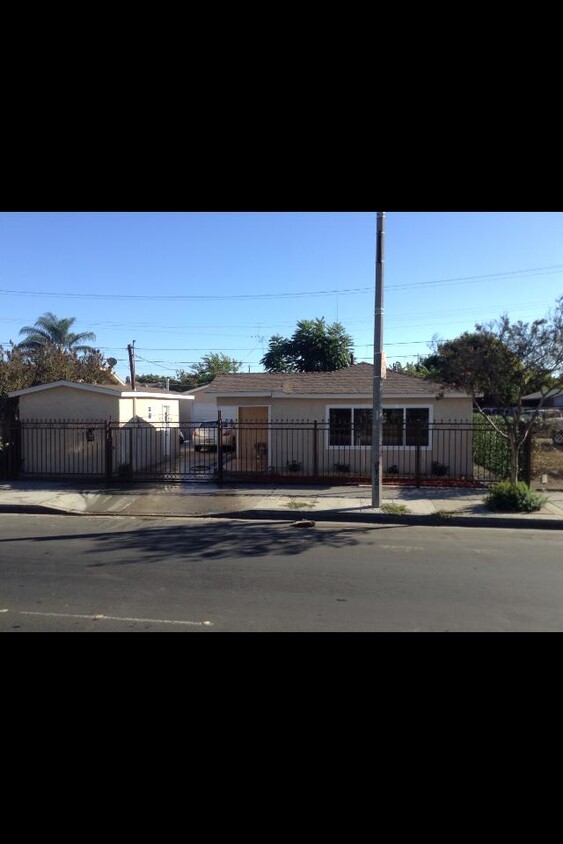 Unit is studio on the left - 436 W Rosecrans Ave