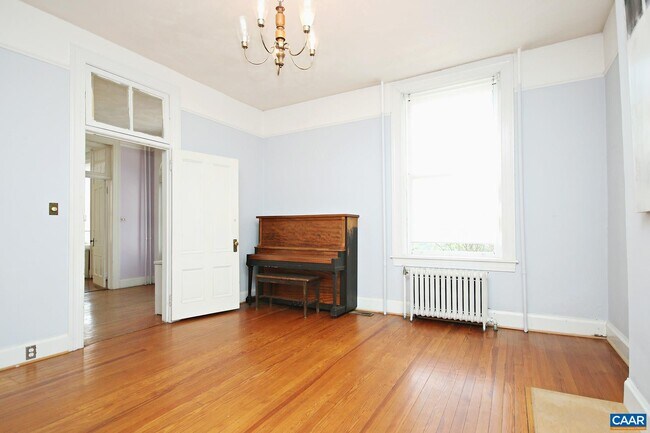 Foto del edificio - 702 Ridge St