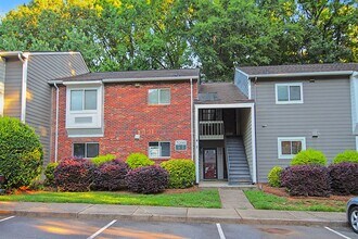 Building Photo - 3200 Heathstead Place