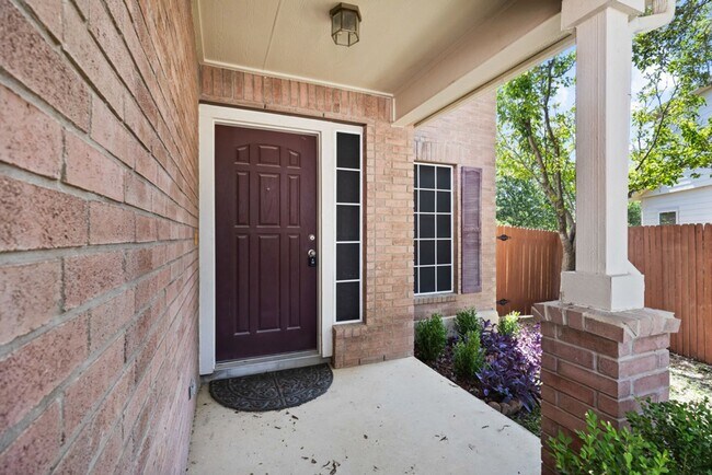 Foto del edificio - 3 Bedroom/2.5 bath Laurel Subdivision