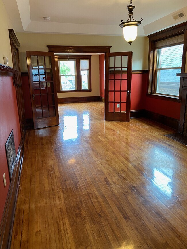 Building Photo - 821 E. 1st