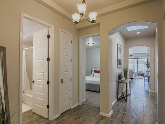 Foto del edificio - Beautiful East side House 3 Bed