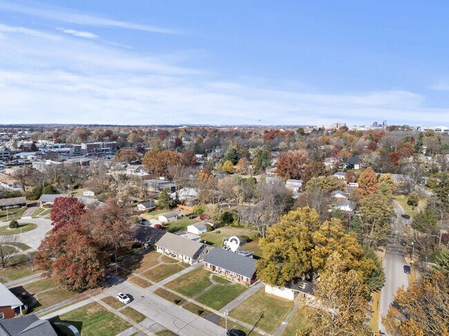 Foto del edificio - 131 Greenbriar Rd