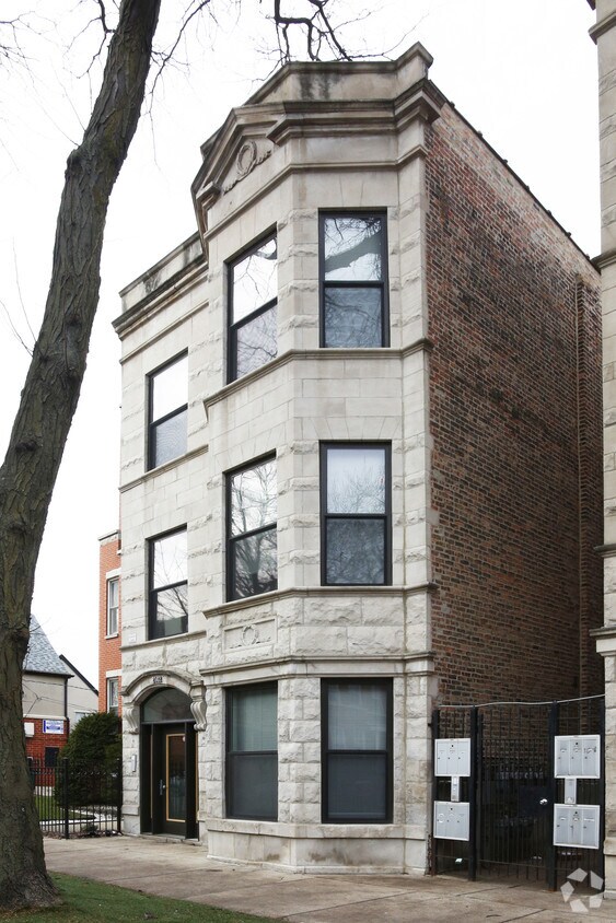 Foto del edificio - 2142 W Crystal St