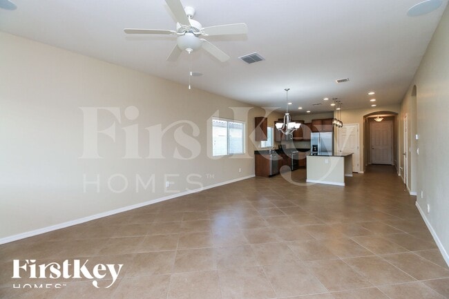 Building Photo - 625 W Mangrove Rd