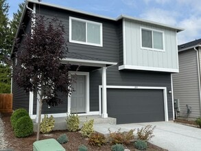 Building Photo - 1055 17th Ave