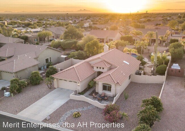 Foto del edificio - 3 br, 2 bath House - 6406 S KIVA CIR