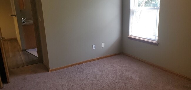 Building Photo - 3604-3606 Zinnia