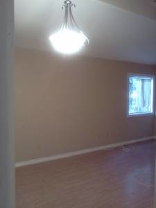 Building Photo - 2213 Glendon Ave