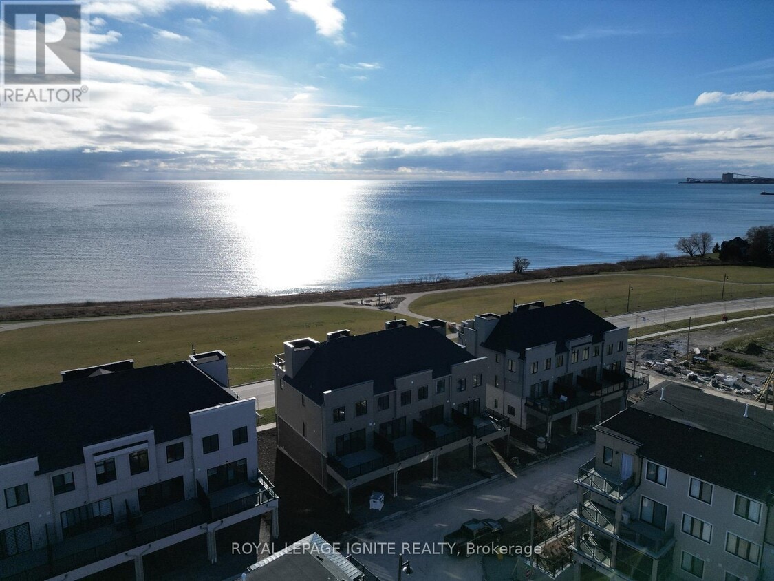 Photo principale - 567 Port Darlington Rd