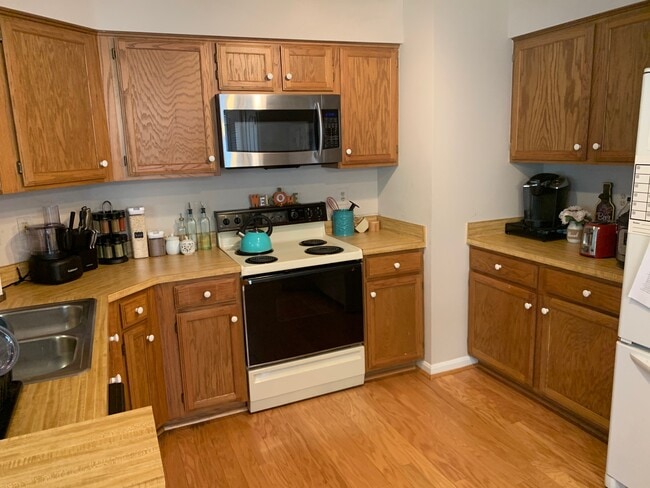 Spacious Kitchen - 5608 Willoughby Newton Dr Apartment
