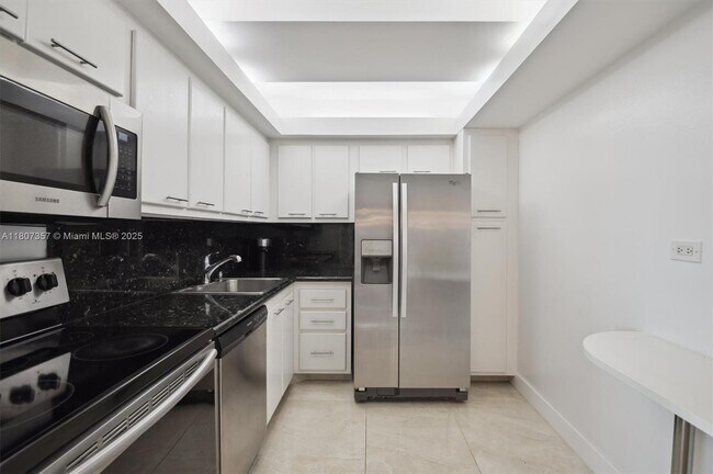 Foto del edificio - 20225 NE 34th Ct