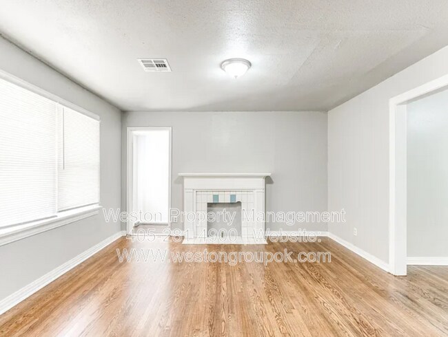 Building Photo - 1217 NE 43rd St