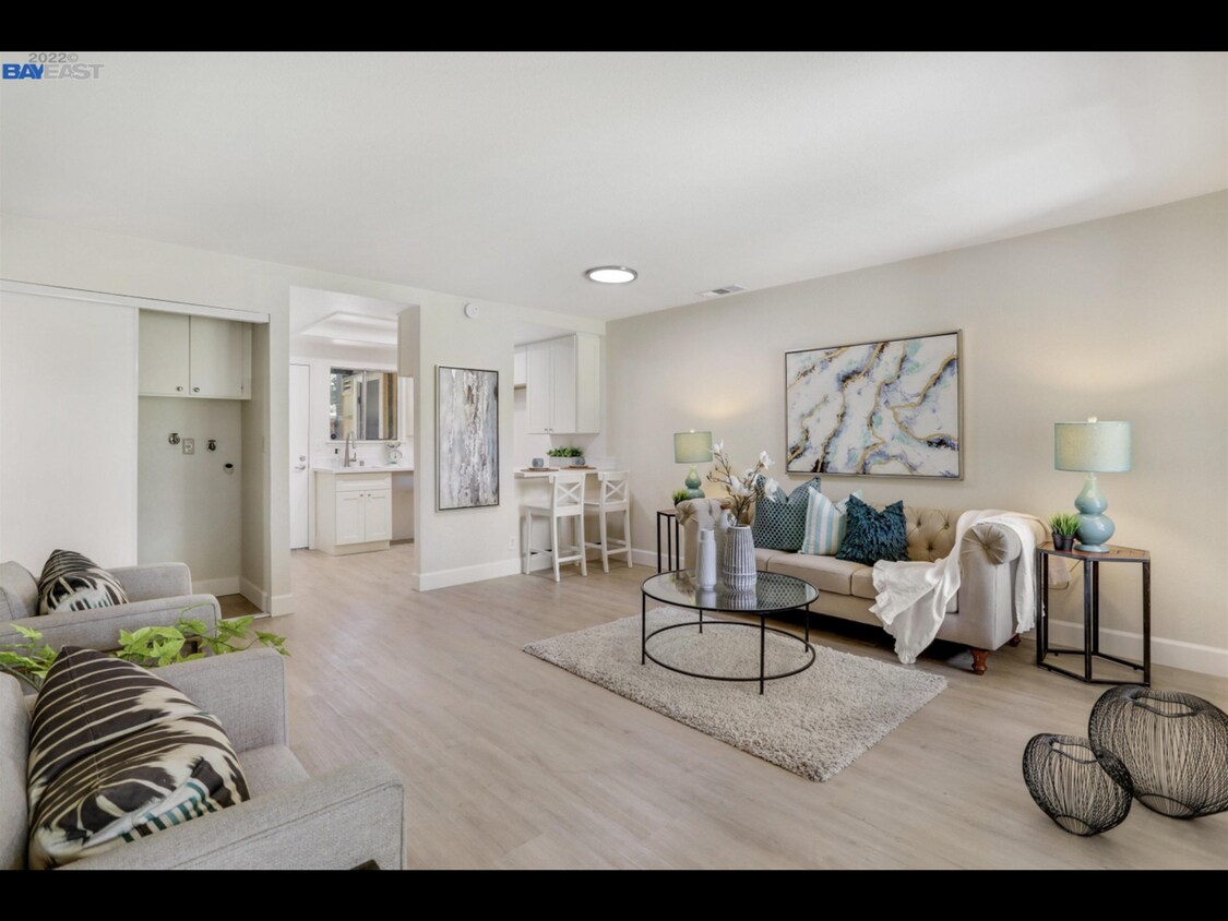 Primary Photo - 1520 Schenone Ct