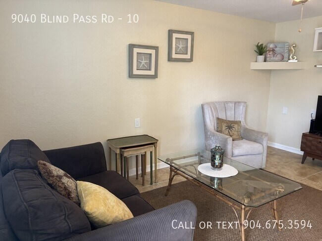Foto del edificio - 9040 Blind Pass Rd