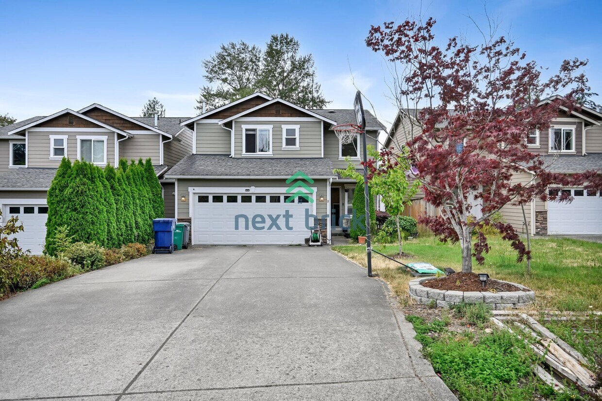 3 BED & 2.5 BATH FOR RENT - 3 BED & 2.5 BATH  FOR RENT