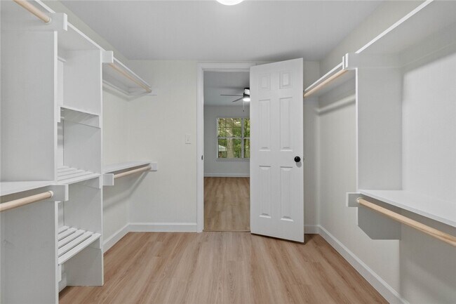 Foto del edificio - 2064 N Kantz Ln