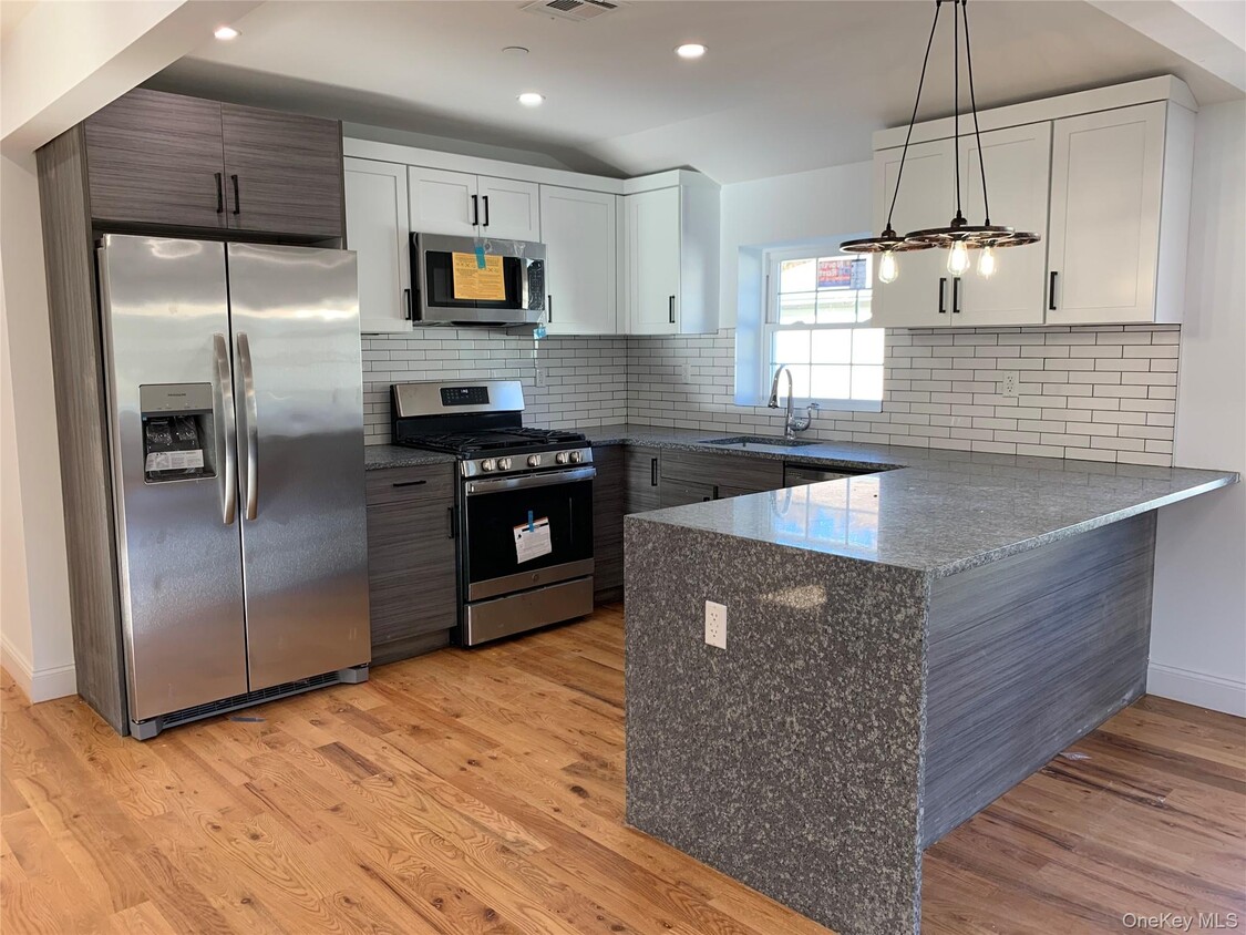 Foto principal - 115-42-11175 175th St