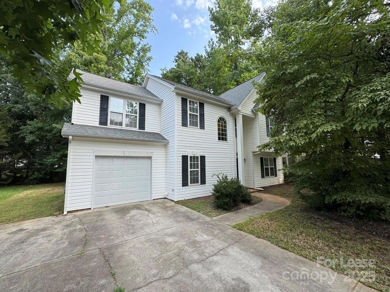 Foto principal - 6610 Cedar Cliff Dr