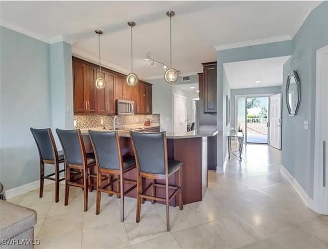 Building Photo - 4650 Yacht Harbor Dr