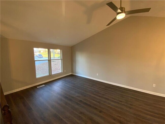 Foto del edificio - 920 Pepperwood Trail