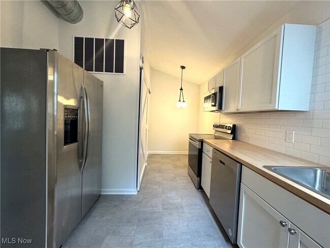 Foto del edificio - 3912 Whitman Ave