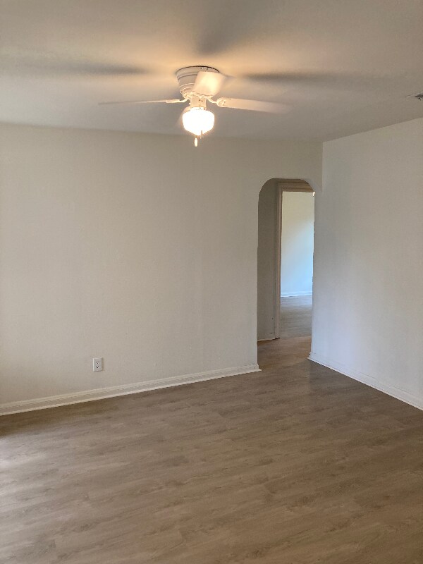 Foto del edificio - 10221 Silvercrest St