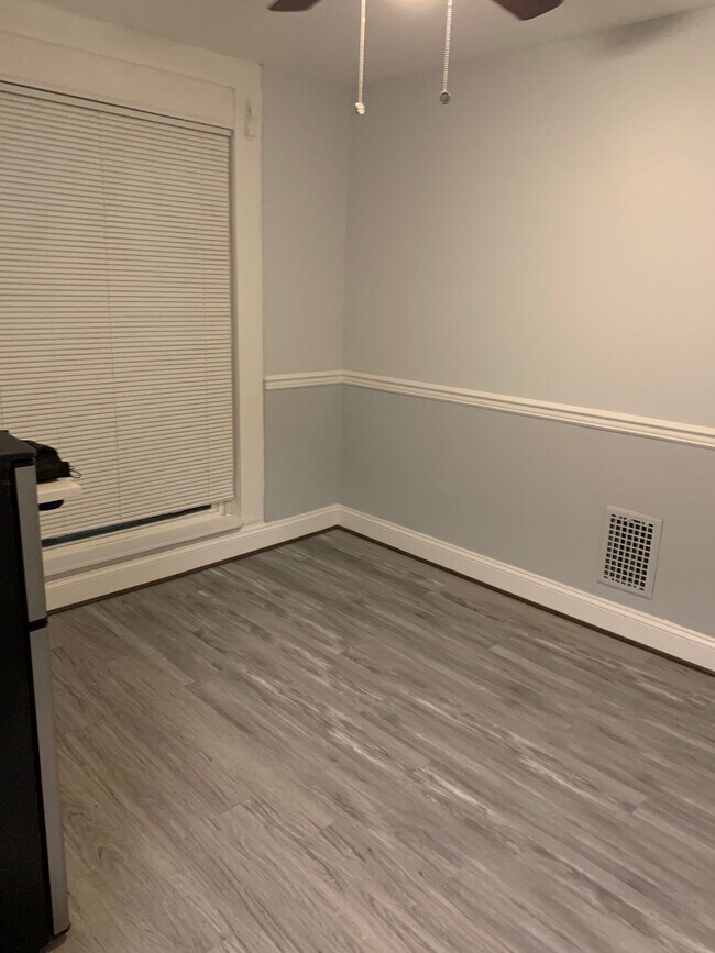 Foto del edificio - 148 N East Ave