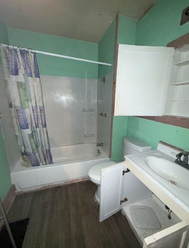 Building Photo - 1344 Sedgwick St