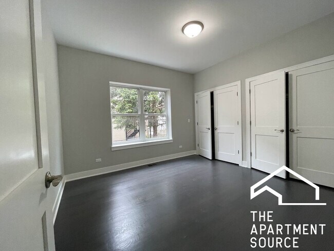 Foto del edificio - 1841 W 21st St