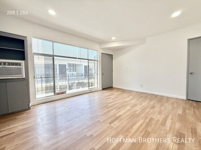 Foto del edificio - 5309 Agnes Ave