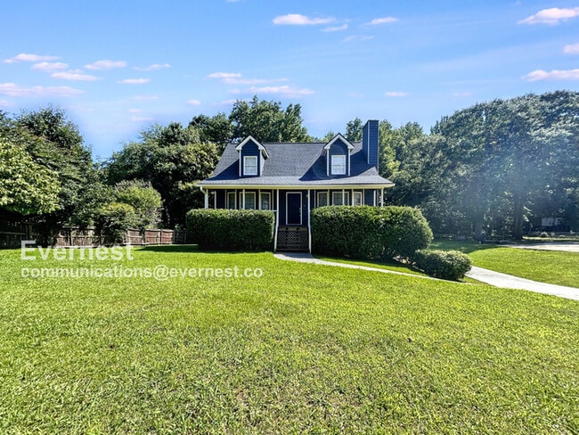 Building Photo - 704 Wilkes Dr