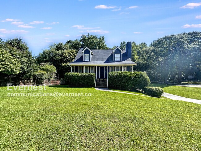 Foto del edificio - 704 Wilkes Dr