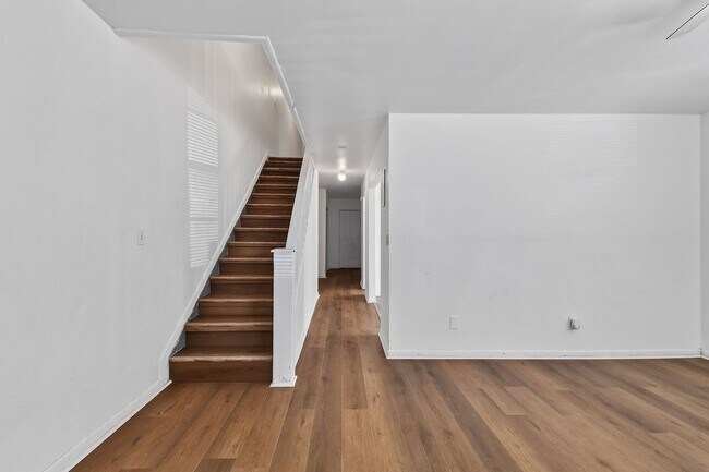 Foto del edificio - 635 6th St