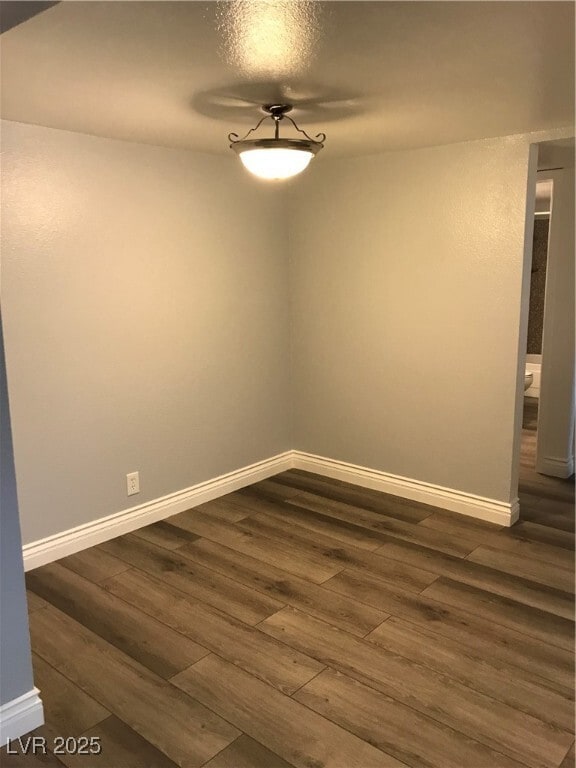 Building Photo - 5080 River Glen Dr