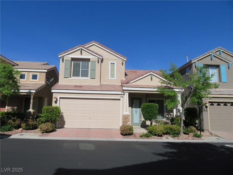 Foto principal - 7553 Grassy Bank St