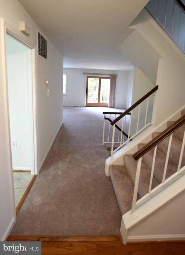Building Photo - 11337 Cromwell Ct
