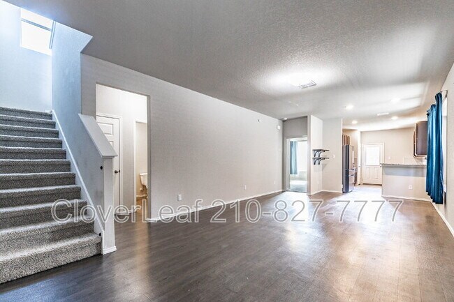 Building Photo - 2450 Dry Moss Way