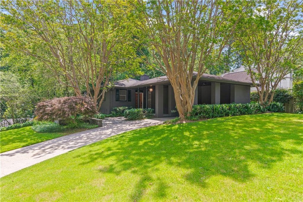 Foto principal - 2901 N Hills Dr NE