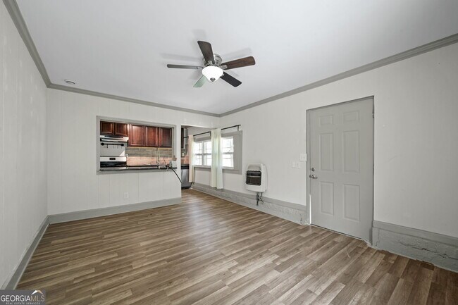 Building Photo - 590 Glen Iris Dr NE