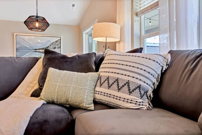 Foto del edificio - 187 W Waukesha St