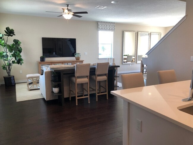 Building Photo - Recent Construction: Mueller Area - 4 BR /...