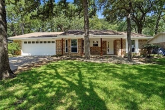 Building Photo - 2958 Columbine Dr