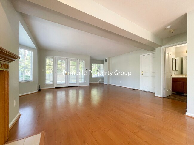 Foto del edificio - 711 Hibiscus Pl