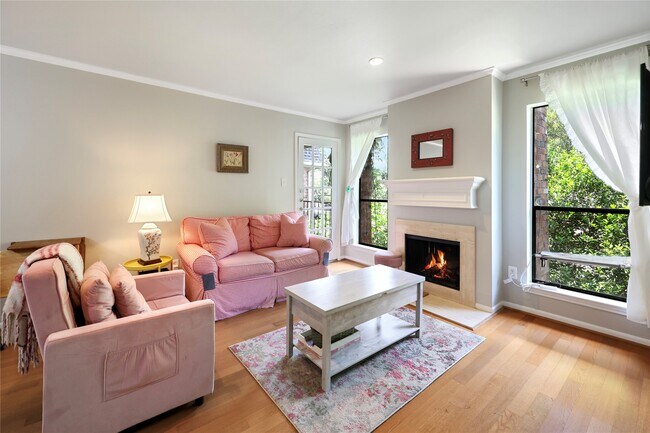 Foto del edificio - 1601 S Shepherd Dr